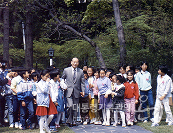 전두환 대통령 어린이날 방송녹화(1986)