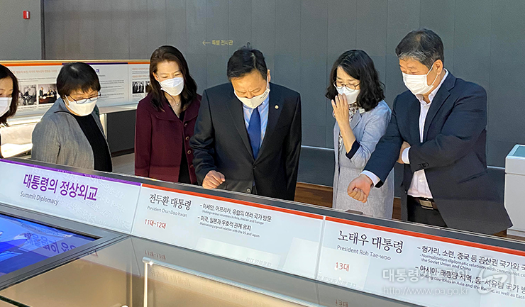 국회도서관장 방문