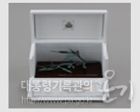 청동 올리브 가지